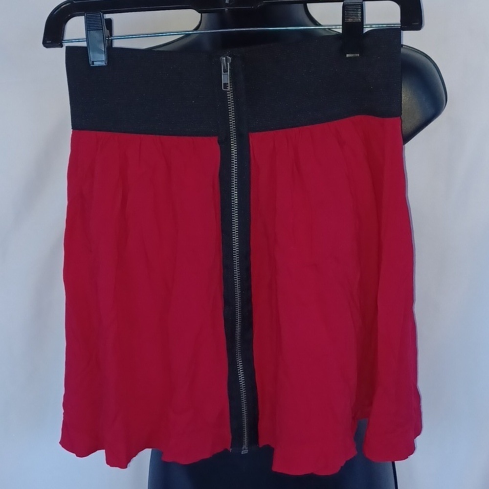 PINK Victoria’s Secret Hot Pink Zip Up Mini Skirt Size S